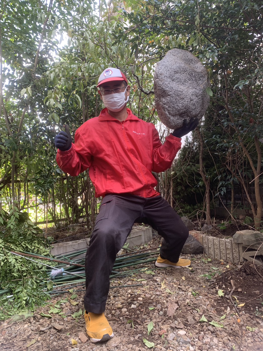 【筋トレ兼ねて荷物運びしてます】